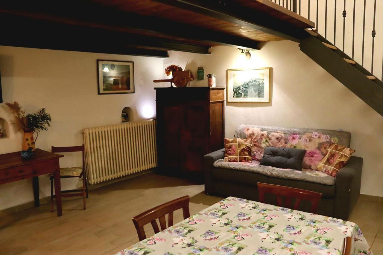 Twins' Historical Apartment Треві Екстер'єр фото